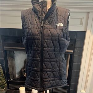 The North Face Black Quilted Vest for Outdoor Adventures